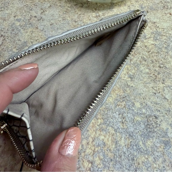 NWT Brahmin Lennon Timeless Taupe wallet - Picture 3 of 3